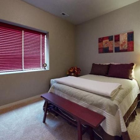 Monument 120 Winding Meadow By Vacation Rentals For You מראה חיצוני תמונה