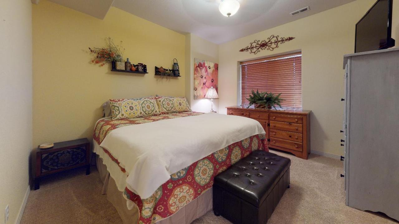 Monument 120 Winding Meadow By Vacation Rentals For You מראה חיצוני תמונה