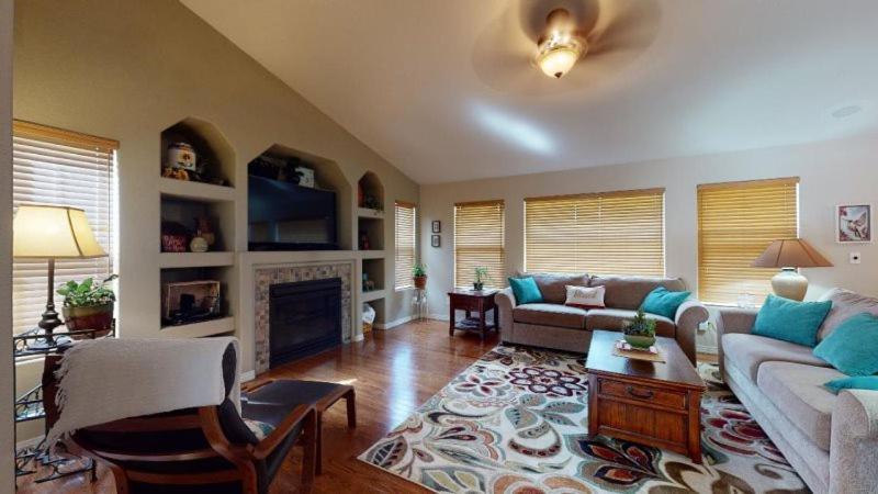 Monument 120 Winding Meadow By Vacation Rentals For You מראה חיצוני תמונה