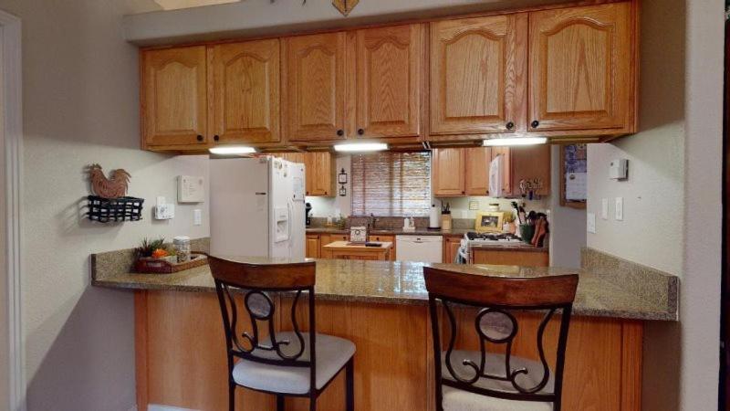 Monument 120 Winding Meadow By Vacation Rentals For You מראה חיצוני תמונה