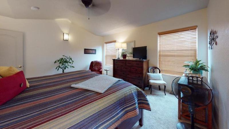Monument 120 Winding Meadow By Vacation Rentals For You מראה חיצוני תמונה